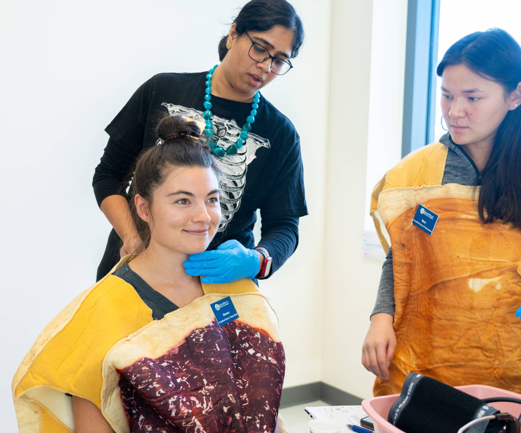 Oral swallow trials using 3-finger test